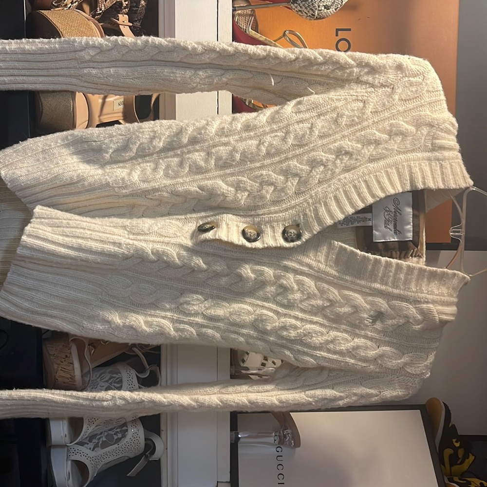 Sweater shirt